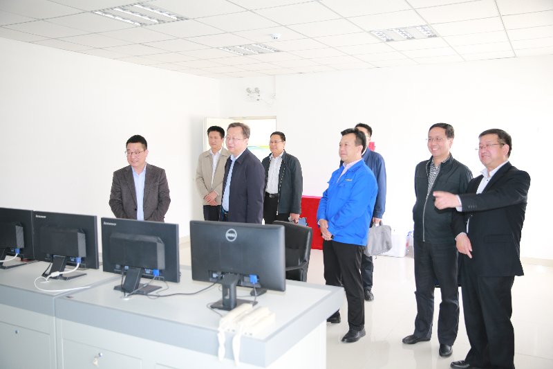 省國(guó)資委副主任郭智強(qiáng)一行 深入隴神戎發(fā)走訪調(diào)研