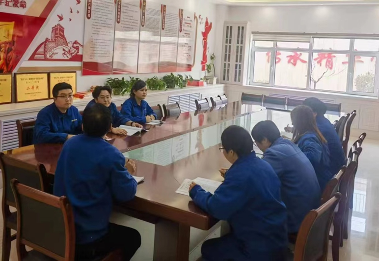 【“三抓三促”進(jìn)行時(shí)】厘清思路，肅清難點(diǎn)——生產(chǎn)管理部原料藥車間組織開展工藝驗(yàn)證培訓(xùn)