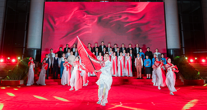 “永遠(yuǎn)跟黨走·唱響新時(shí)代”迎“國(guó)慶” 甘肅藥業(yè)集團(tuán)歌舞迎雙節(jié)